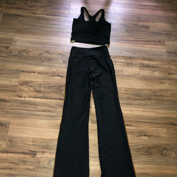 Sage athletic set - Picture 2 of 5